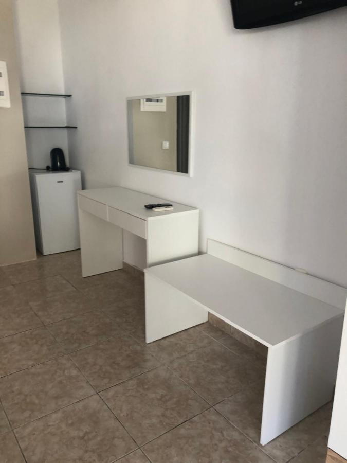 Sotiris rooms by galazio Faliraki Esterno foto