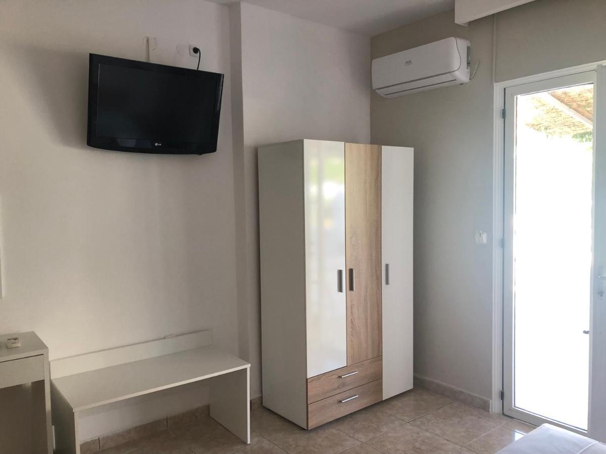 Sotiris rooms by galazio Faliraki Esterno foto